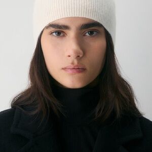 Aritzia Cashmere Rib Slouchy Beanie